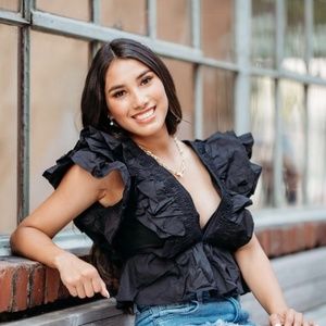 Meet your Posher, Evelyn